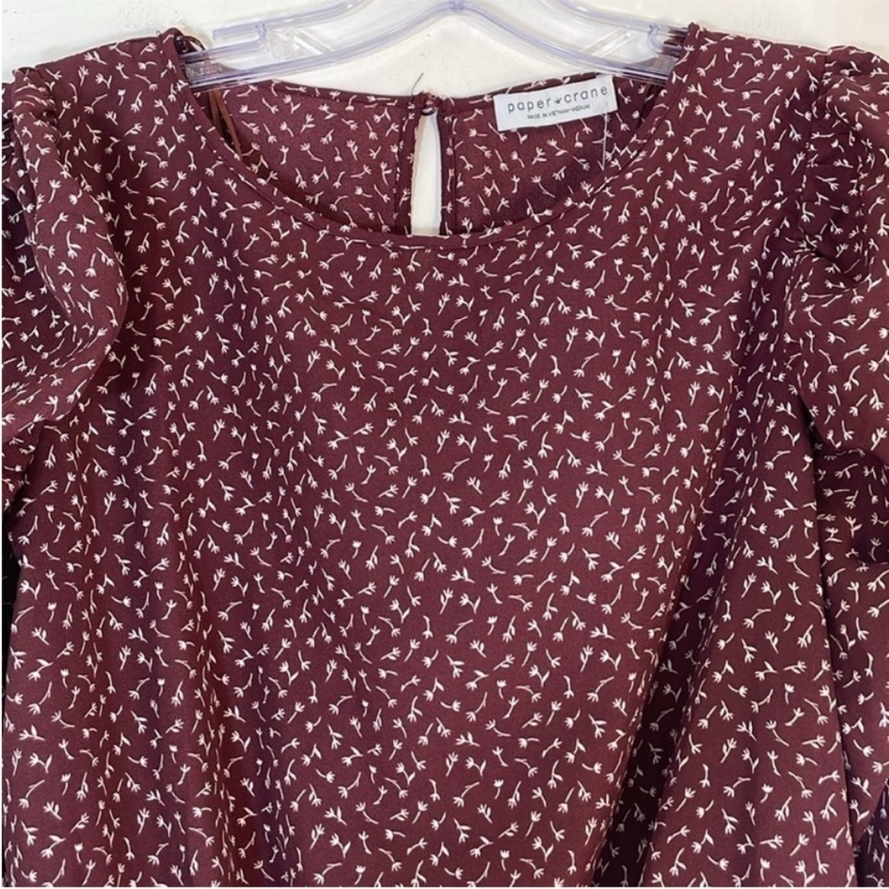 Paper Crane Boho Floral Blouse. Medium. NWT. - Picture 4 of 10